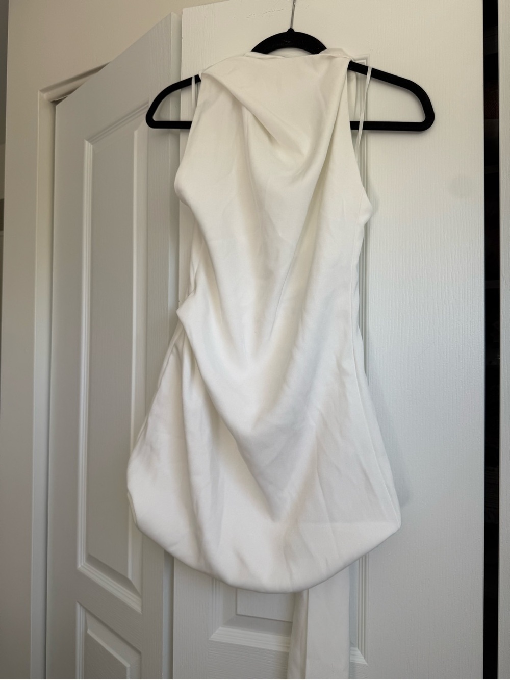 PrettyLittleThing White Backless Halter Mini Dress with Long Neck Tie - Picture 6 of 7